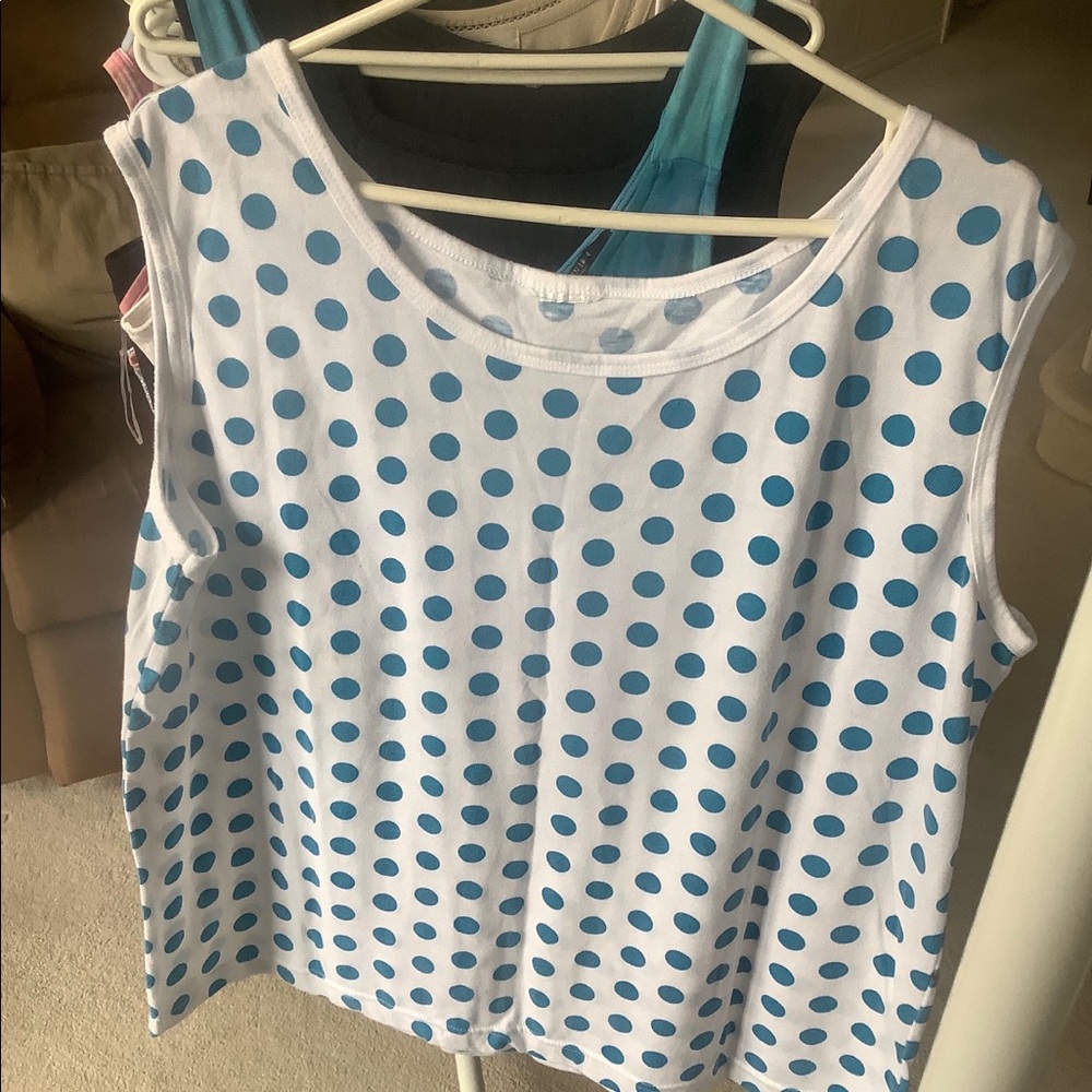 Tank Tops - Picture 4 of 16